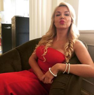 Без посторонних. Приглашаю в гости. Дома одна. | Пикапер