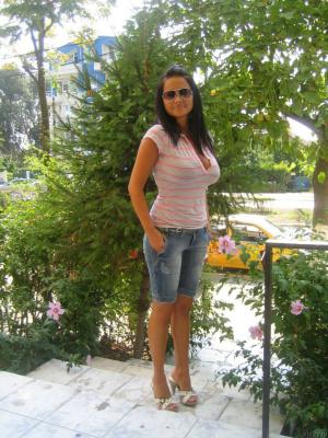 Стройная брюнетка с 4-кой! НЕ ДОРОГО! | Пикапер