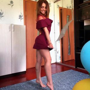 Готова попробовать секс с семейной парой | Пикапер