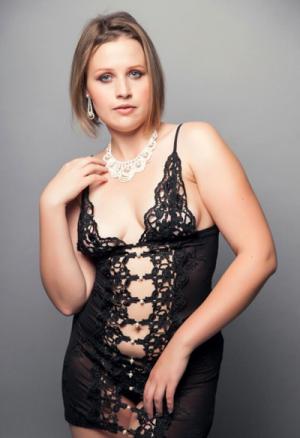 Хочу, чтобы ты сорвал с меня одежду и заставил удовлетворять | Пикапер