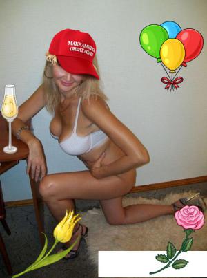 миниатюрная секси блондинка 42 года | Пикапер