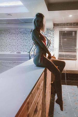 Миниатюрная и соблазнительная КОНФЕТКА-нимфетка. м.Пионерская | Пикапер