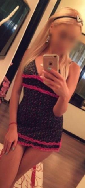 Поцелую член нежно нежно | Пикапер