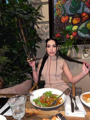 Проститутка индивидуалка Камила, Пионерская, Санкт-Петербург 