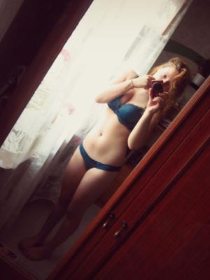 Проститутка индивидуалка Юля, Василеостровская, Санкт-Петербург 