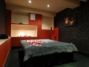 Салон с проститутками OPIUM