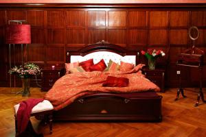 Салон с проститутками ROYAL